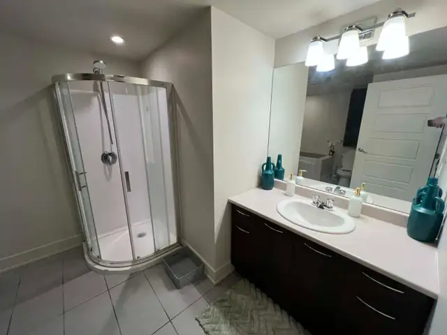 URGENT CONDO 3 ET 1/2 TOUT MEUBLÉ ET TOUT INCLUS 1ERJUIN LAVAL - Photo 3