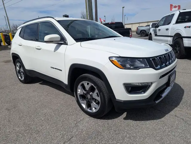 2020 Jeep Compass Limited WITH LEATHER! - Photo 9