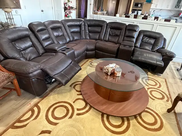 Recliner sofa
