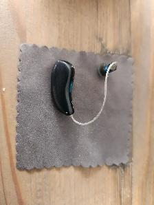 Phonak Hearing Aid - Photo 4