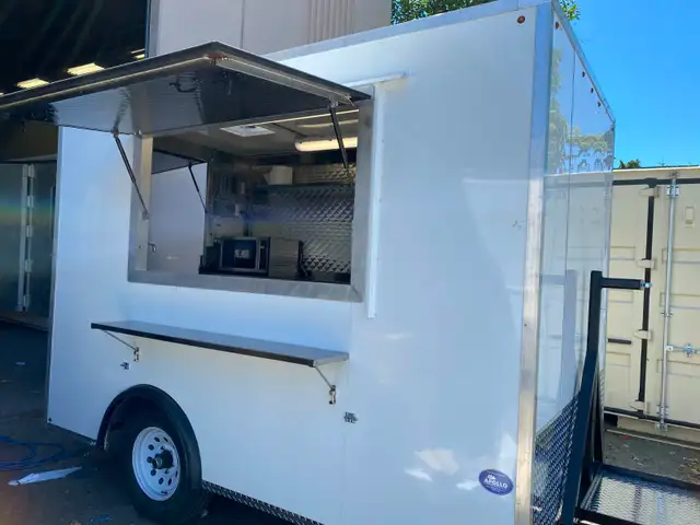 Food Trailer 10ft x 7ft - Photo 2