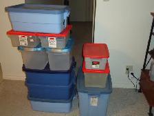 Rubber maid containers