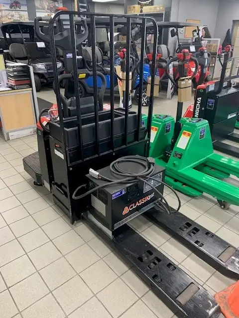 2023 HANGCHA CBD27-AC1S RIDER POWER JACK - Photo 3
