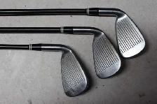 Golf, ensemble droitier (3) acier à 50$, voir photos
