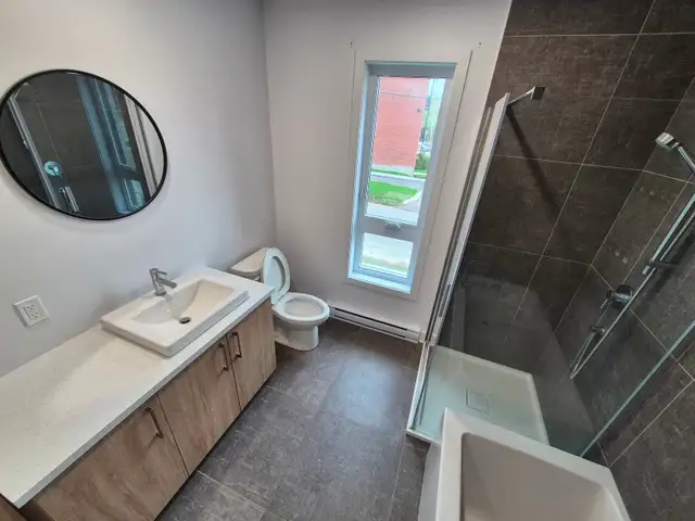 Grand 4 1/2 lumineux, St-eustache, 1850$/mois, construction 2024 - Photo 5