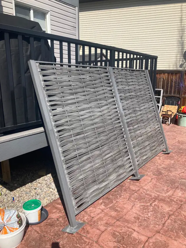 Privacy screen