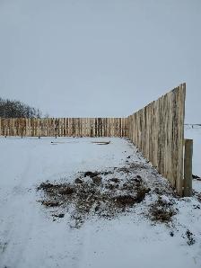 Custom fencing - Photo 3
