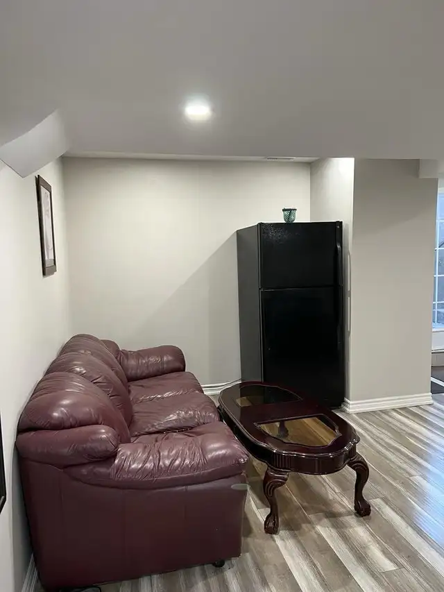Private furnished room June 1 Torbram/Sandalwood Brampton - Photo 3