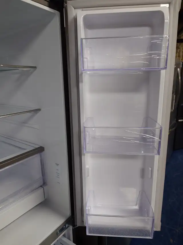 Samsung '33' Stainless Steel French Door Fridge on Sale‼️ - Photo 7