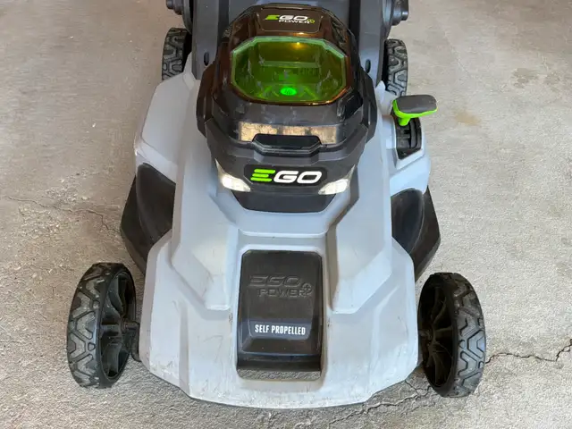 EGO 21 inch 56V self-propelled lawn mower - Photo 9