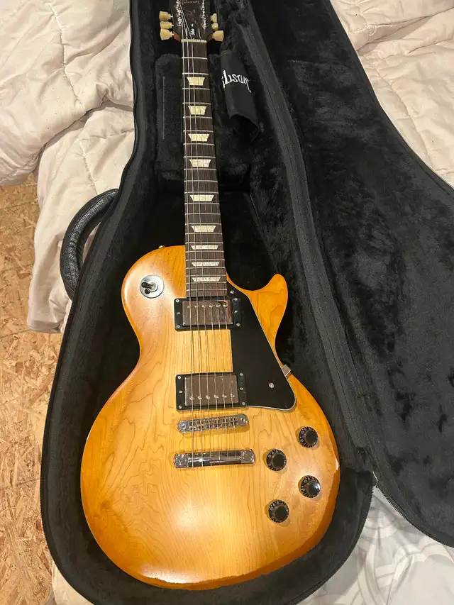 Gibson Les Paul Tribute