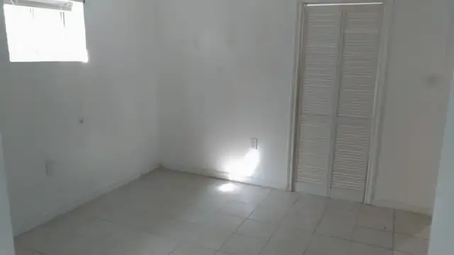 Available 1 bedroom basement apartment for rent - Photo 7
