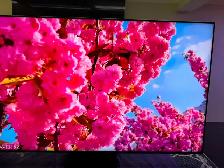 Samsung 75 inches QLED 4K smart 2025 like new
