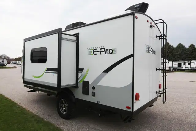 2022 Forest River Flagstaff E-Pro 19FBS - Photo 3
