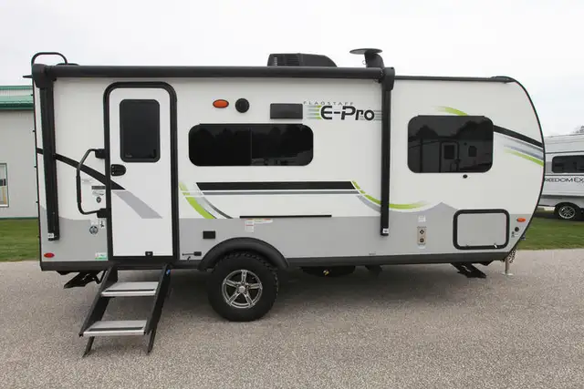 2022 Forest River Flagstaff E-Pro 19FBS - Photo 5
