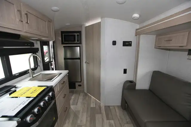 2022 Forest River Flagstaff E-Pro 19FBS - Photo 19