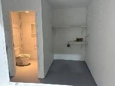 Bargain 1400 sf Industrial Unit Scarboro with Outside Storage - Photo 7