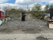 Bargain 1400 sf Industrial Unit Scarboro with Outside Storage - Photo 15