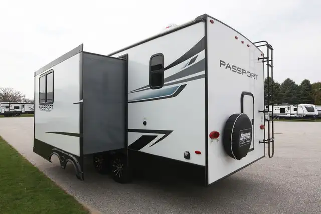 2022 Keystone Passport 221BH - Photo 3