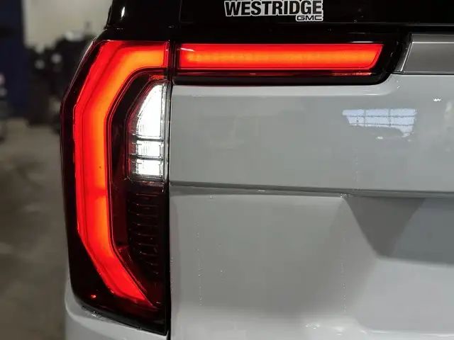2026 GMC Yukon Denali - Photo 4