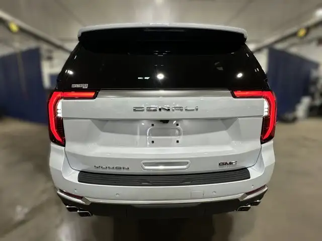 2026 GMC Yukon Denali - Photo 5