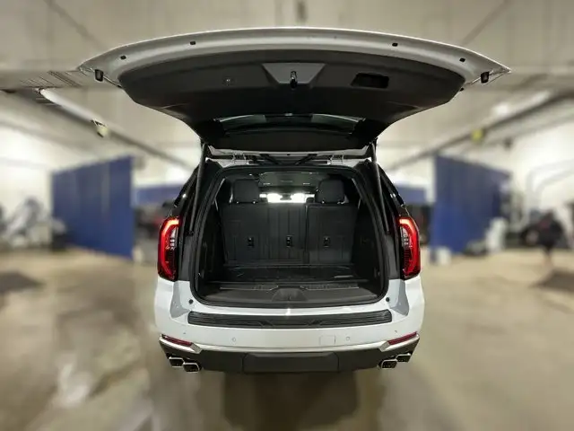 2026 GMC Yukon Denali - Photo 6