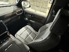 2026 GMC Yukon Denali - Photo 15