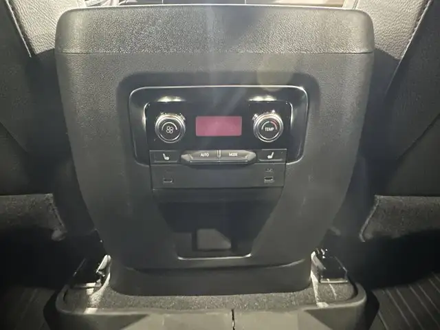 2026 GMC Yukon Denali - Photo 26
