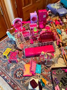Huge lot of Barbie stuff - Photo 2