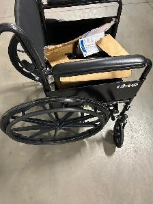 Portable folding heavy duty wheelchair - Photo 2