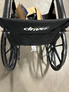 Portable folding heavy duty wheelchair - Photo 3