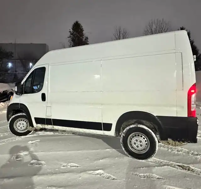 OWNER OPERATOR WITH SPRINTER,CHEVROLET VAN,GMC - Photo 2