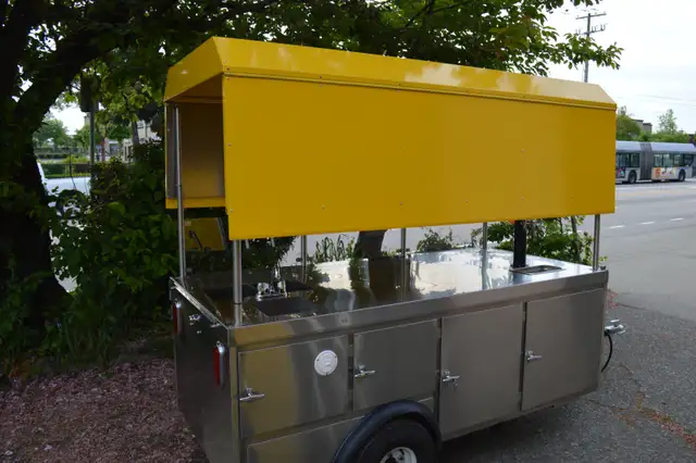 Food Cart - Photo 2