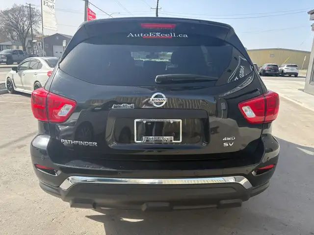 2018 NISSAN PATHFINDER SV TECH - NAV - 3RD ROW SEATING - HTD STS - Photo 4
