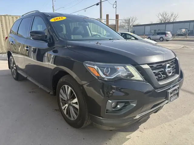 2018 NISSAN PATHFINDER SV TECH - NAV - 3RD ROW SEATING - HTD STS - Photo 7