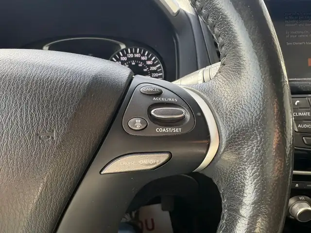 2018 NISSAN PATHFINDER SV TECH - NAV - 3RD ROW SEATING - HTD STS - Photo 13