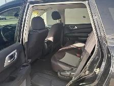 2018 NISSAN PATHFINDER SV TECH - NAV - 3RD ROW SEATING - HTD STS - Photo 17