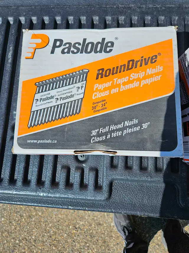 2-Boxes Paslode, 2-3/8 inch ringshank nails, NEW, $ 60 for both - Photo 2