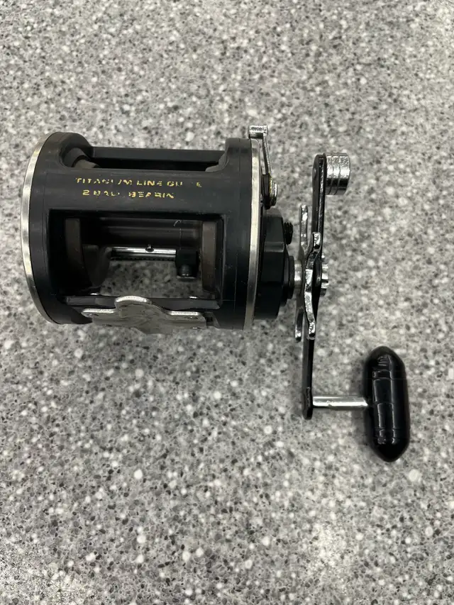 Penn 320 GTI Reel - Photo 2
