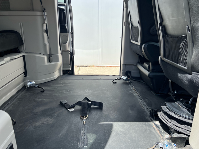 2016 Dodge Grand Caravan SXT-WHEELCHAIR VAN-POWER RAMP-SWIVEL SE - Photo 4