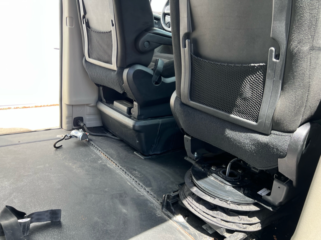 2016 Dodge Grand Caravan SXT-WHEELCHAIR VAN-POWER RAMP-SWIVEL SE - Photo 5
