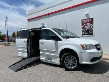 2016 Dodge Grand Caravan SXT-WHEELCHAIR VAN-POWER RAMP-SWIVEL SE - Photo 13