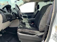 2016 Dodge Grand Caravan SXT-WHEELCHAIR VAN-POWER RAMP-SWIVEL SE - Photo 15