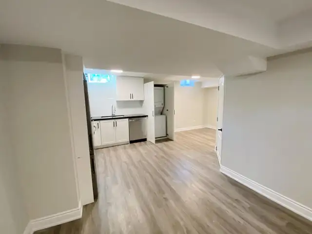 Basement for lease - Photo 6