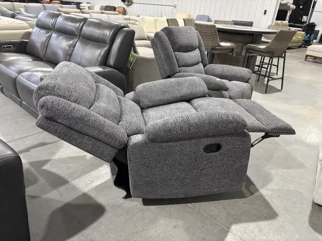 Grey fabric rocker manual recliner - Photo 2
