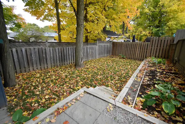 Charming 1 Bed   Den, East Barrie - Photo 18