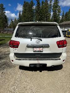 2015 Toyota Sequoia - Photo 3