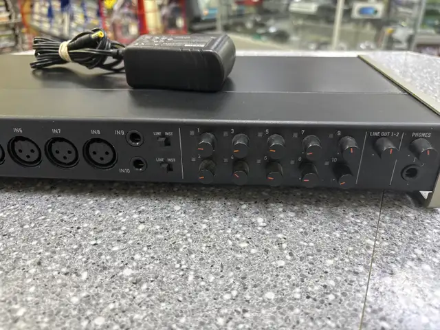 Tascam US-16X08 Rackmount Audio Interface - Photo 4