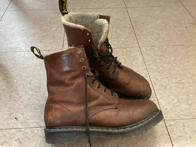 Vintage Doc Martin. size 10. - Photo 2