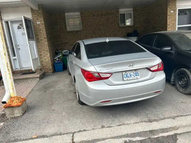 2012 Hyundai Sonata - Photo 4